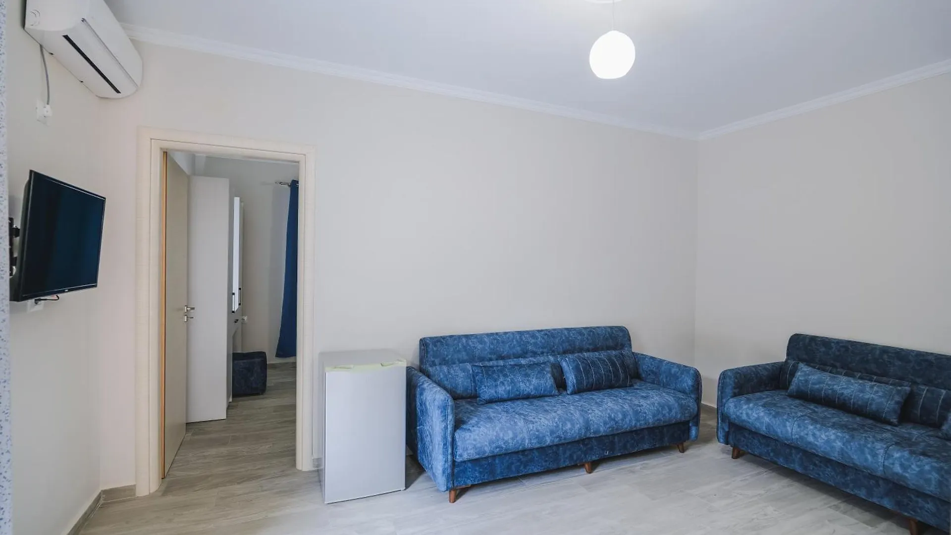 Luka Apartments Saranda 0*,